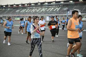 BIB: 
                            <button type="button" onclick="openModal(10466678)" class="btn btn-primary btn-sm float-right btn-popup" data-toggle="modal" data-target=".modal-high-quality">
                        <i class="fas fa-shopping-cart"></i> Add to Cart
                    </button>
                                            <button type="button" onclick="isThisMe(10466678, true)" class="btn btn-success btn-sm float-right btn-popup btn-isme hidden" data-toggle="tooltip" data-placement="bottom" title="นี่คือรูปของคุณใช่ไหม คลิกที่นี่เพื่อเอาเข้าอัลบั้ม">
                        <i class="fas fa-plus"></i> Add to album
                    </button>
                    <button type="button" onclick="isThisMe(10466678, false)" class="btn btn-warning btn-sm float-right btn-popup btn-isnotme hidden">
                        <i class="fas fa-ban"></i> Remove from album
                    </button>